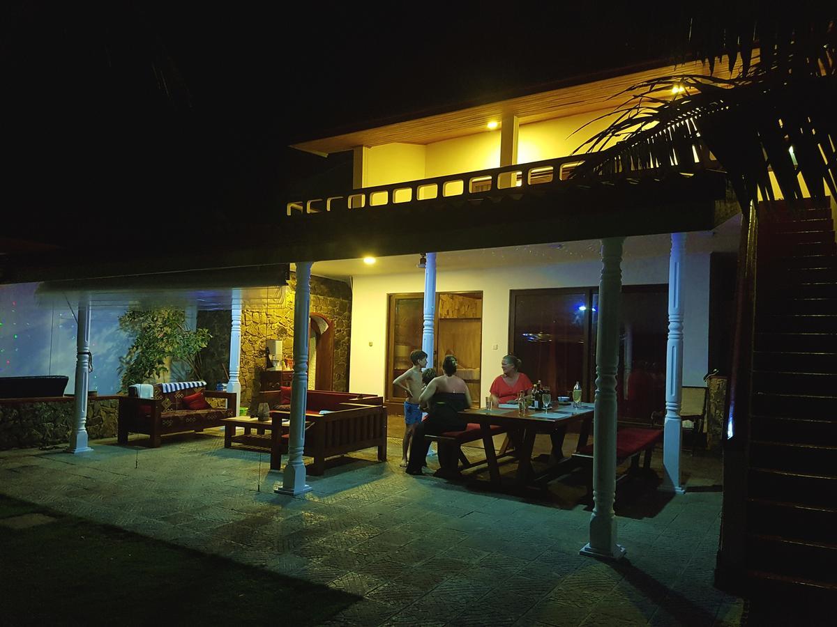 Tropical Beach House Hikkaduwa Exterior foto